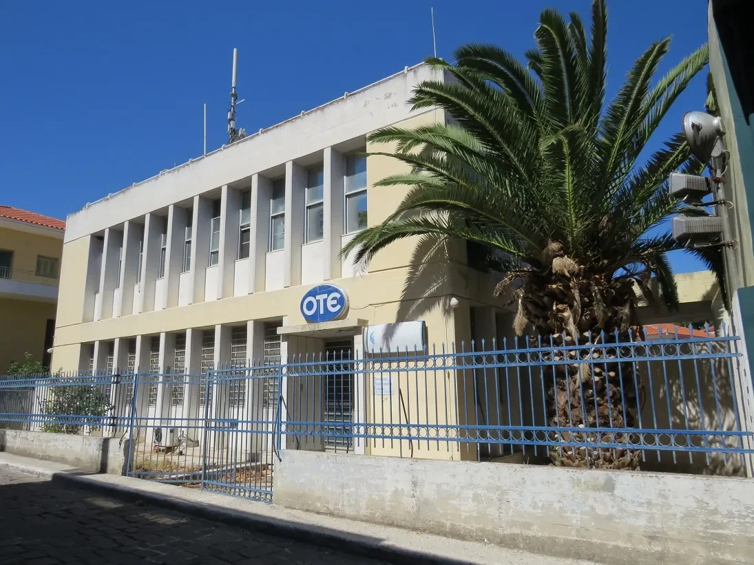 ΠΟΛΙΧΝΙΤΟΣ
