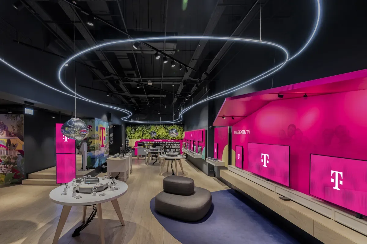 Φωτογραφία από εσωτερικό Telekom Shop στο THE MALL