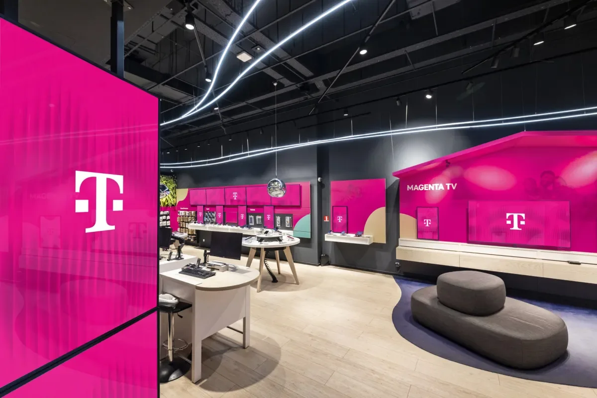 Φωτογραφία από εσωτερικό Telekom Shop στο THE MALL